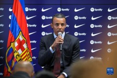 德尚卸任，齐达内接棒：法国足球迈向新篇章，世界杯辉煌传承